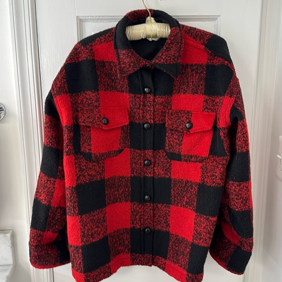 Tuckernuck Pomander jacket large  black red plaid - Picture 1 of 3